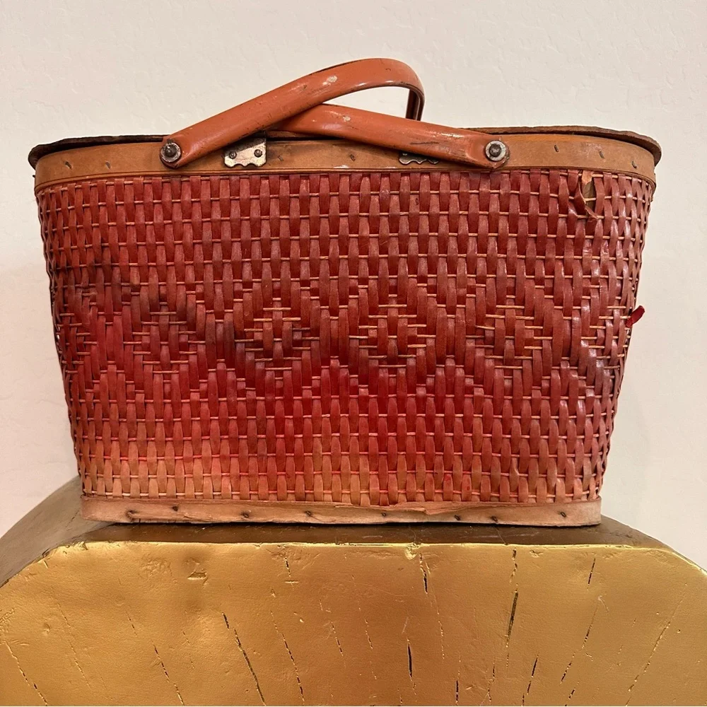 Vintage Redman picnic basket w/ metal handles-Woven Wicker Basket-shows use/age